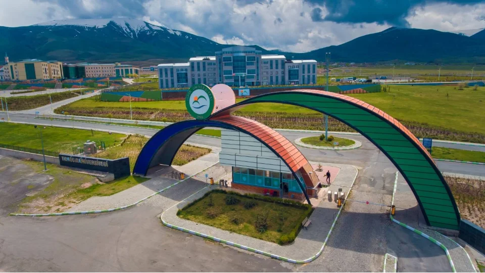 I�d�r �niversitesi: Modern kamp�sleriyle gen� ve dinamik bir �niversite