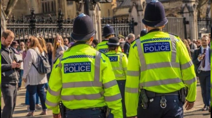 �ngiltere'de 'polise yeni yetkiler' protesto edildi