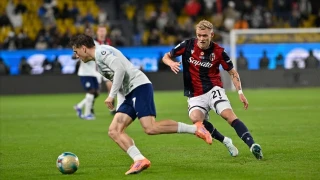 �nter�i yenen Bologna, �talya S�per Kupa'da finale y�kseldi