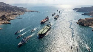 İran Meclisi'nde Hürmüz Boğazı'nda ücret uygulamasına ilişkin tasarı ilgili komisyondan geçti