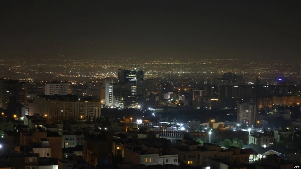 �ranl� yetkili, �srail'in �lkelerine kar�� "zay�f sald�r�s�n�" b�y�tmeye �al��t���n� s�yledi 