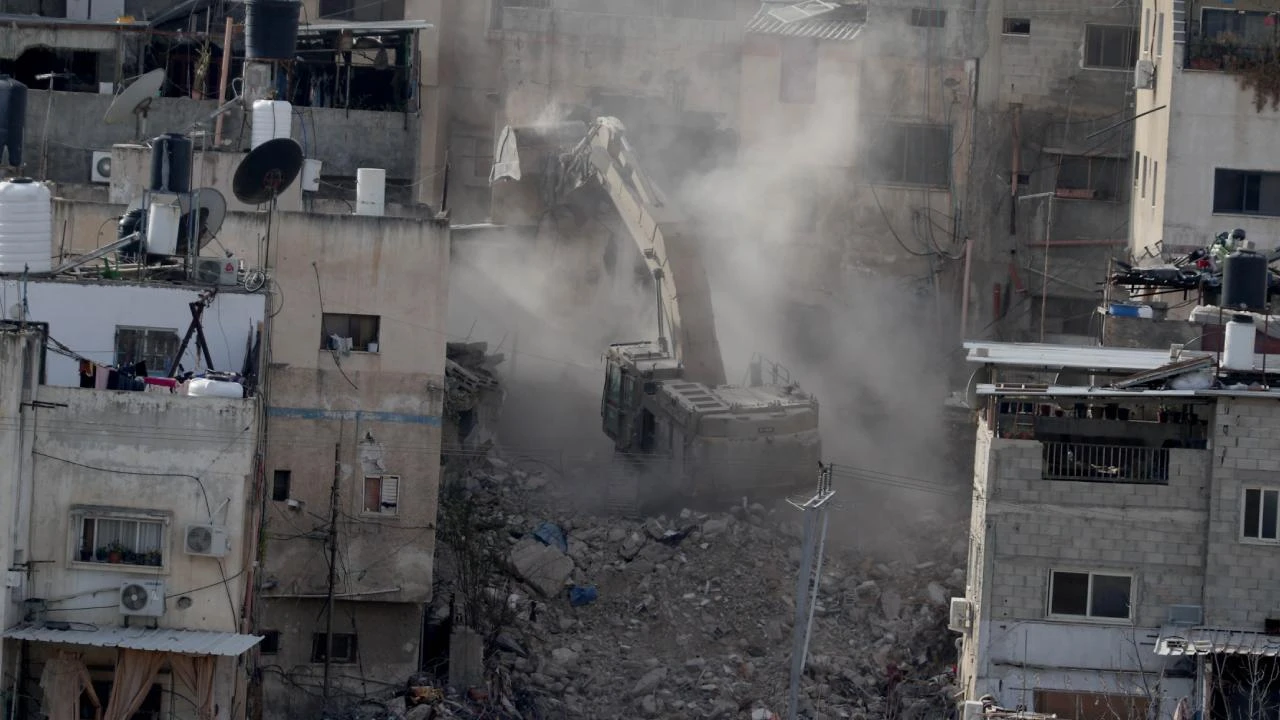 İsrail ordusu, Nur Şems Mülteci Kampında 25 binayı daha yıkma kararı aldı