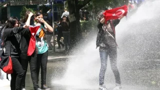 İstanbul'da 'Gezi' alarmı verildi. Metro İstanbul'un bazı istasyonları geçici olarak kapatıldı