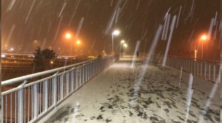 İstanbul'da kar yağışı akşam saatlerinde etkili oldu