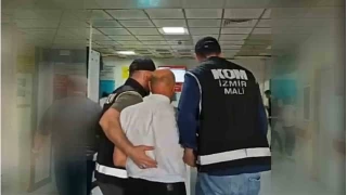 zmir Bykehir'deki yolsuzluk operasyonuna ilikin grntler paylald