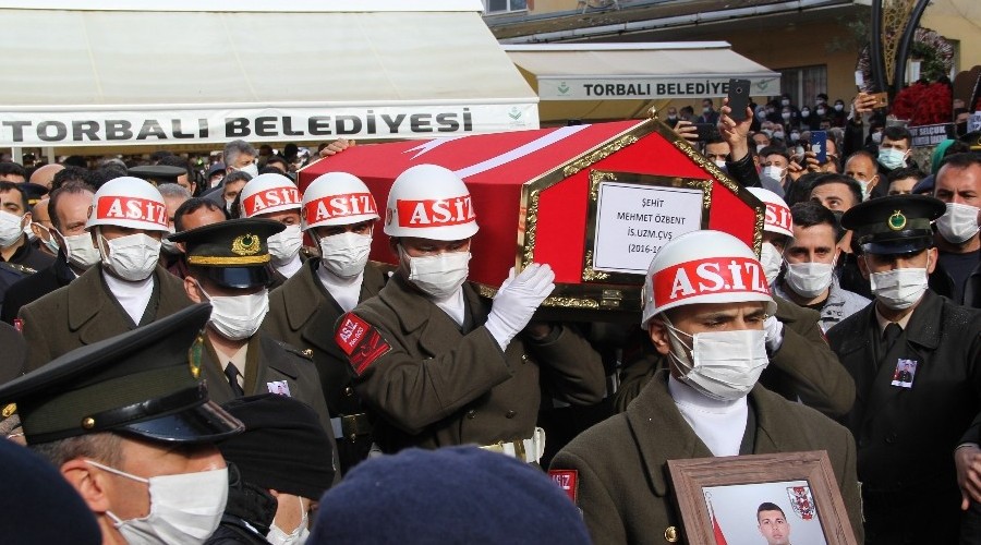 İzmir şehidine hüzünlü veda