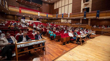 İzmir'de gündem toplu ulaşım tarifesi oldu