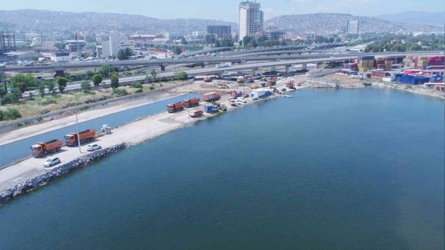 İzmir'de "koku"ya karşı atak