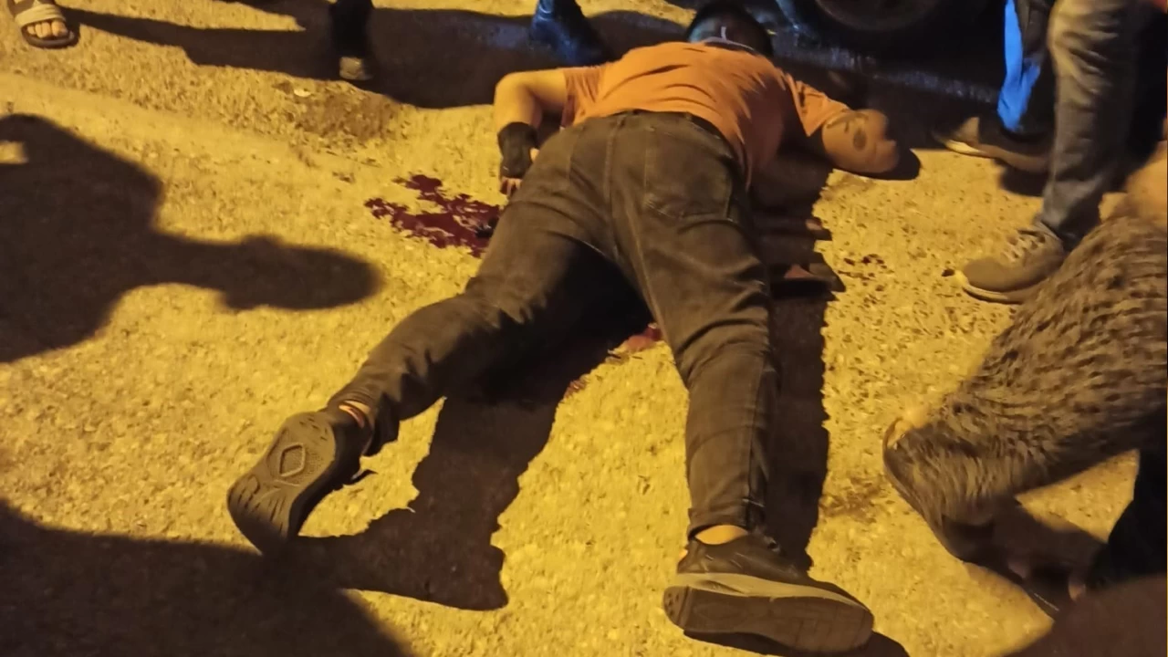 İzmir'de motosiklet ile silahlı saldırı