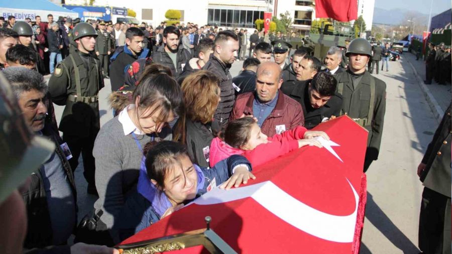 İzmir'de şehide yürek yakan veda: 4 çocuk yetim kaldı