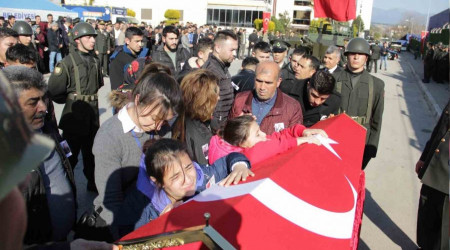 İzmir'de şehide yürek yakan veda: 4 çocuk yetim kaldı