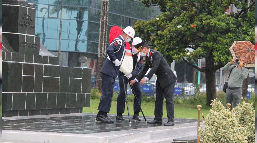 Jandarma teşkilatının 182'inci yaşı İzmir'de törenle kutlandı