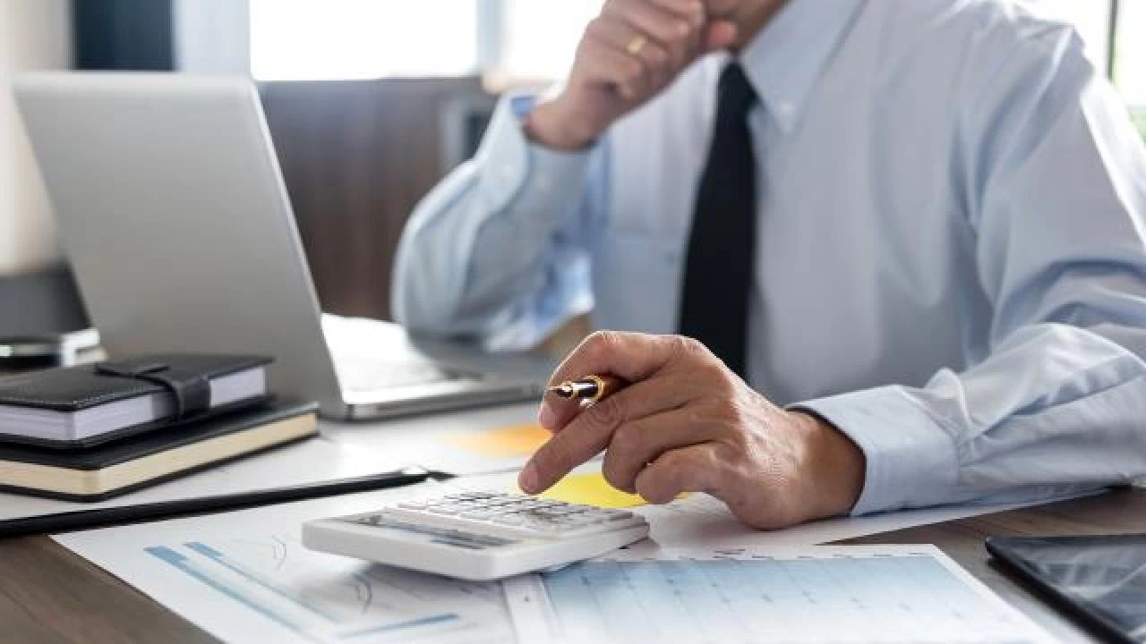 Kamu istihdamında Türkiye geride kaldı