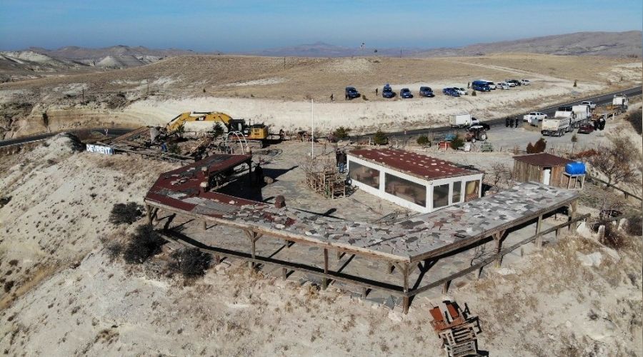 Kapadokya'da 353 ka�ak yap� y�k�ld�