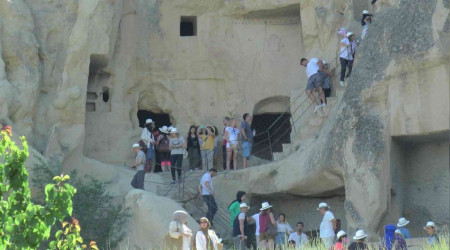 Kapadokya'ya ziyaretçi sayısı 4 milyona yaklaştı