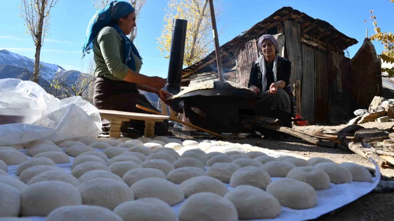Kar ncesi 'ekmek' mesaisi