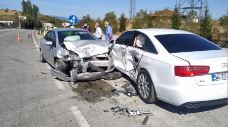 Karabük'te trafik kazası: 3 yaralı