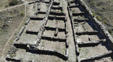 Karacahisar Kalesi'ndeki hayati yapının yüzde 90'ı açığa çıktı