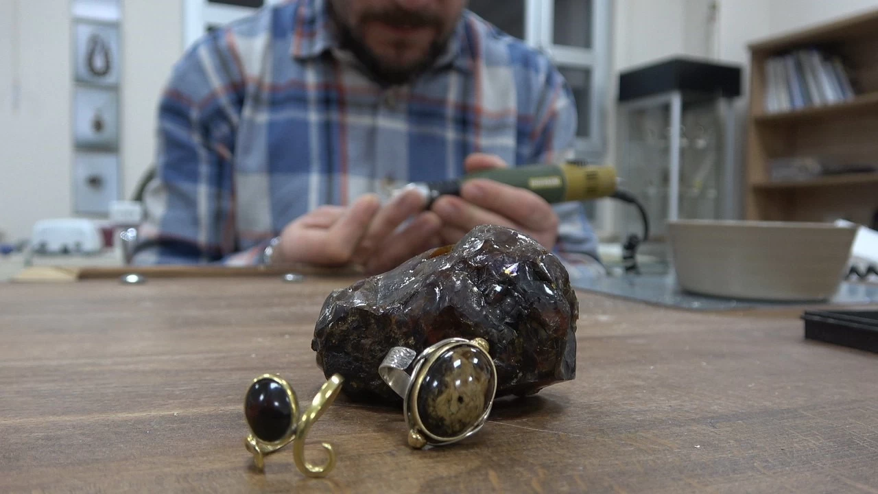 'Kehribar' �lke ekonomisine katk� sa�l�yor