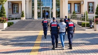 Kendilerini polis olarak tan�t�p vatanda�� yakla��k 2 milyon TL doland�rd�lar