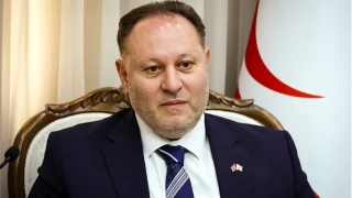 KKTC Cumhuriyet Meclisi Ba�kan� �zt�rkler: GKRY egemenli�ini �srail'e teslim etti