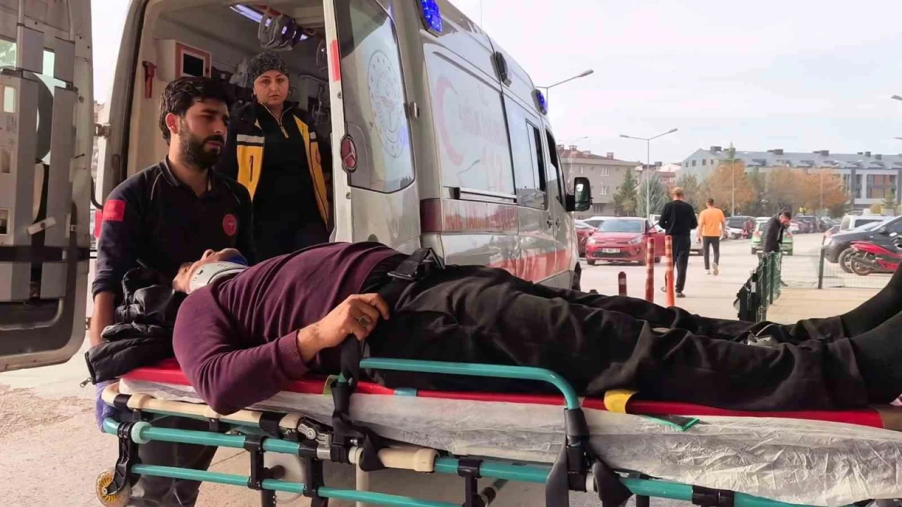 Kontrolden ykn boaltan kamyon devrildi : 1 yaral