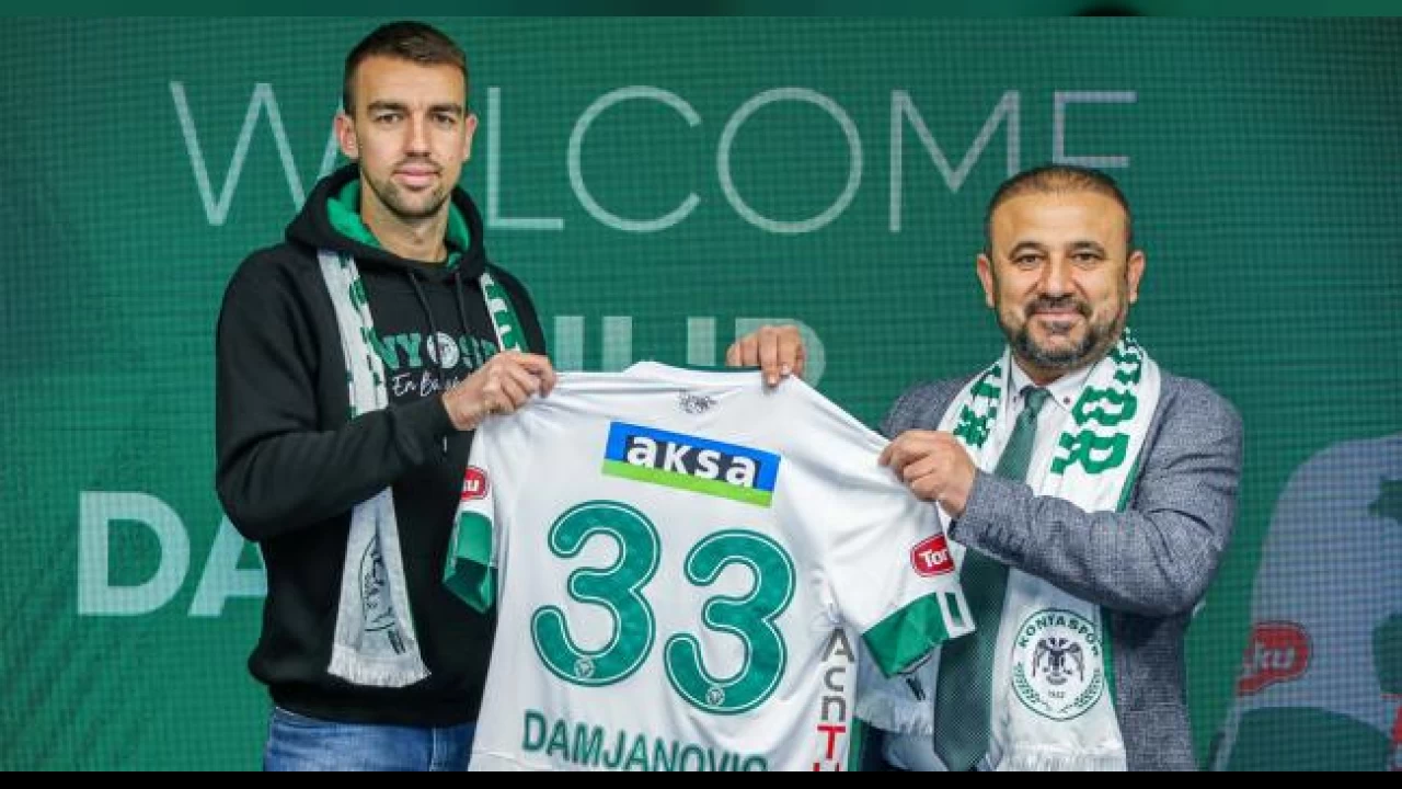 Konyaspor savunmas�n� g��lendirdi