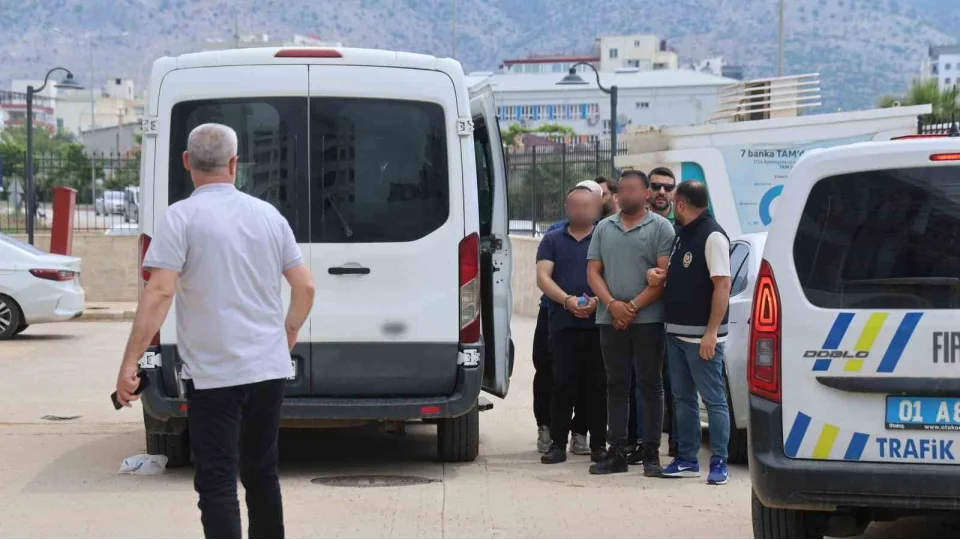 Kozan'da cinayet soruşturmasında 6 şüpheli gözaltına alındı