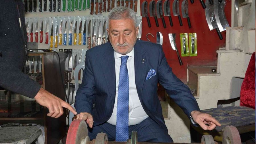 'Kurban kesilen b��aklar k�r olmamal�'