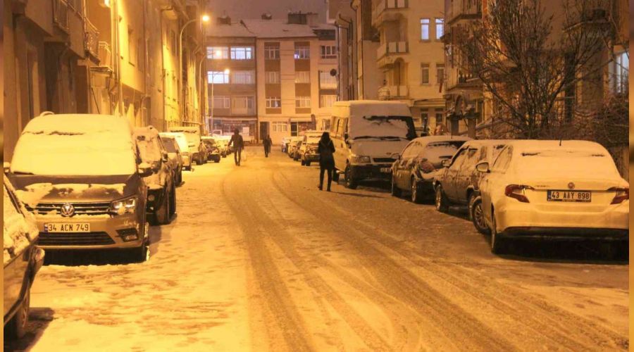 Kütahya tekrar beyaza büründü