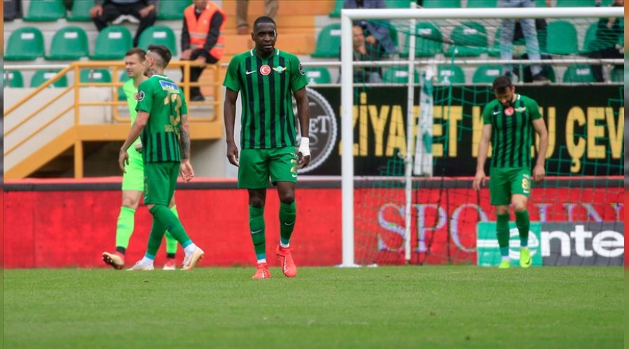 Ligden ilk d��en Akhisarspor oldu