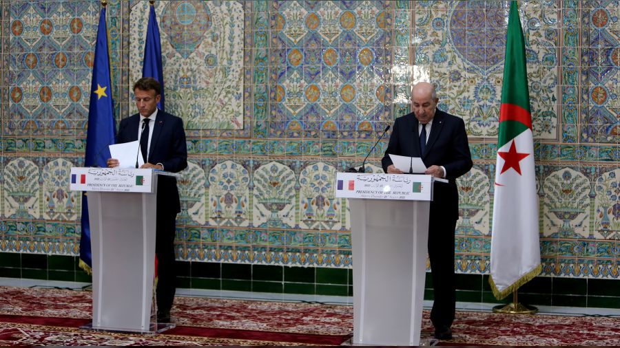  Macron'dan Cezayir'e gaz ziyareti