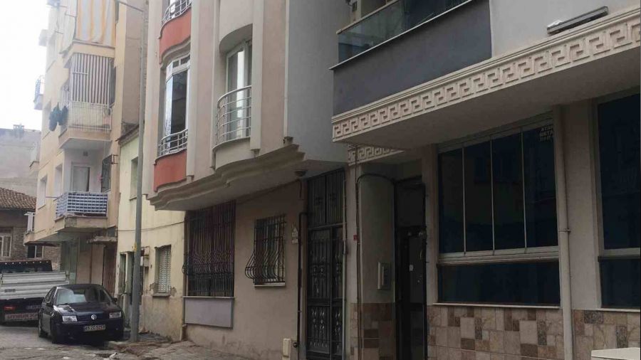 Manisa'da cinayet: 5 g�zalt�