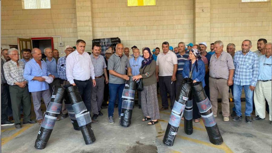 Manisal� 330 �ift�iye �cretsiz �z�m sergi bezi deste�i