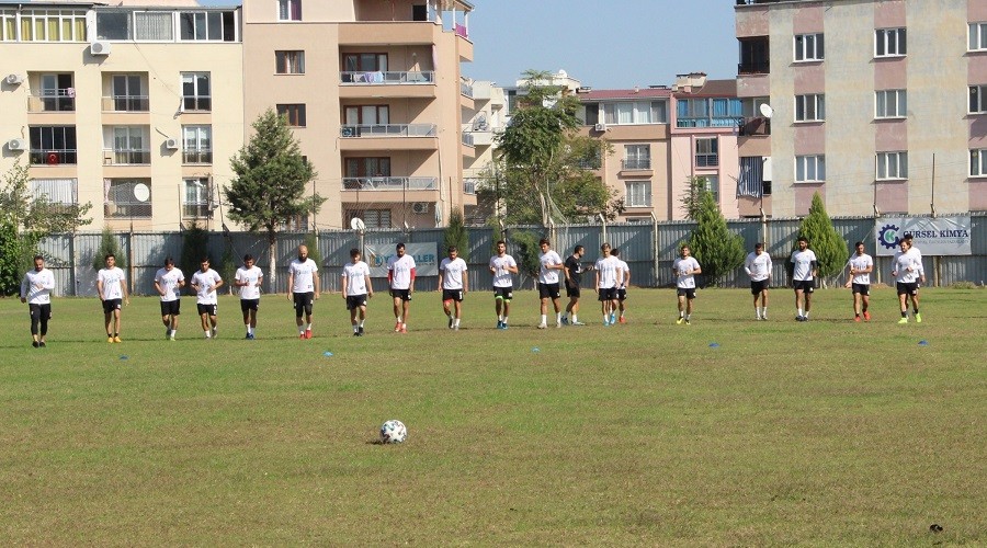 Manisaspor'u eski haline getirmek iin vazgemek yok