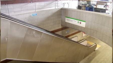 Mecidiyeköy metrobüs durağı boş kaldı