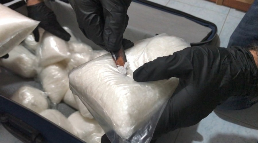 Mersin'de uyuşturucu operasyonu: 8 gözaltı