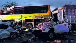 Mersin'de zincirleme kaza:10 kii ld, 39 kii yaraland