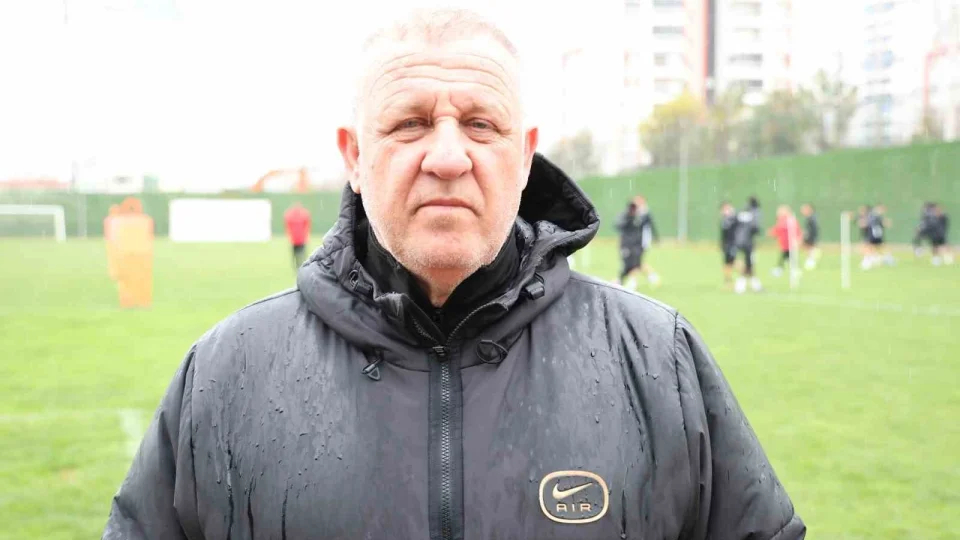 Mesut Bakkal: 'S�per Lig'e ��kmak i�in �ok az bir zaman�m�z kald�'