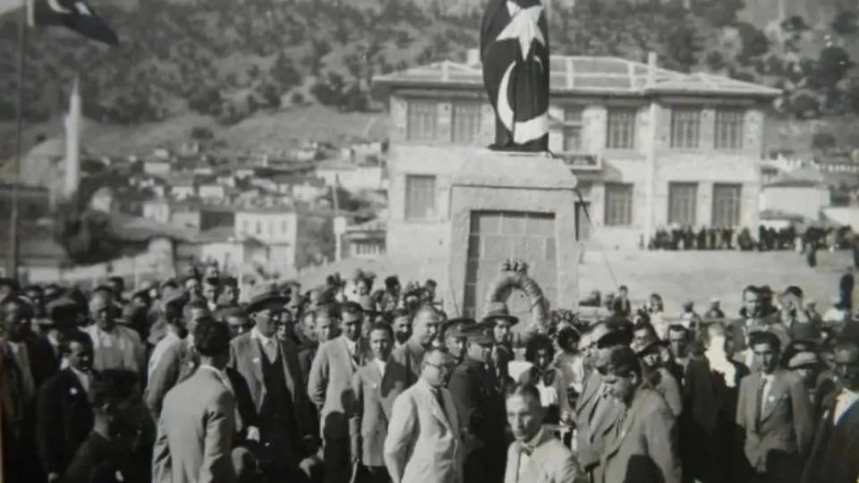 Milli M�cadele�de Bal�kesir kongreleri