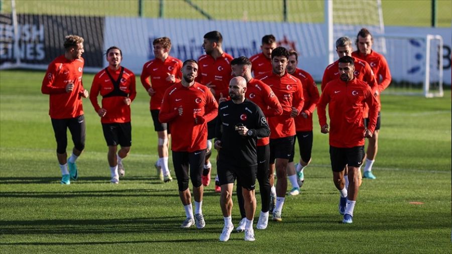Milliler hazırlıklarını sürdürdü