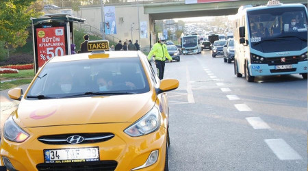 Minibüs ve taksilerde zamlı tarife başladı