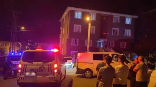 Motosikletli sald�rgan deh�et sa�t�: 5 el ate� a��p ka�t�