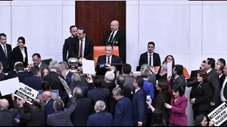 'Muhalefetin sine-i millet kararı AKP’nin ekmeğine yağ sürer'