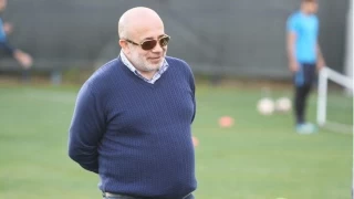 Murat Sancak para arıyor