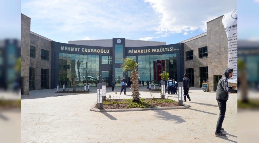 ��rencilere i�, staj ve burs imkan�