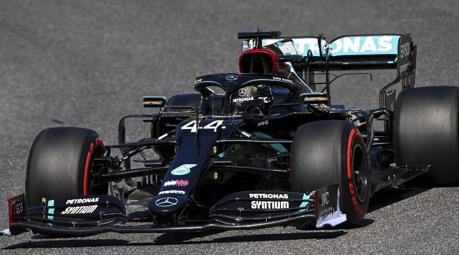 Olayl� yar��ta Mercedes-AMG ilk ikide yer buldu