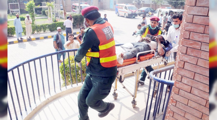 Pakistan�da tren felaketi