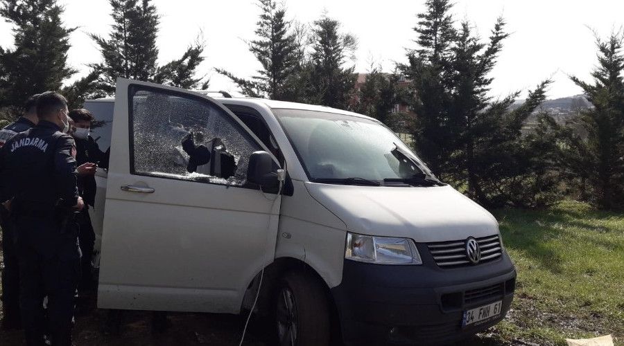 Panelvan ara�ta yakt�klar� mangal sonlar� oldu