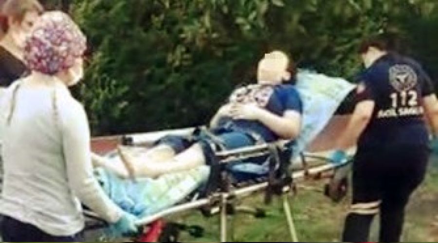 Parkta oynayan �ocu�un nefesi kesildi